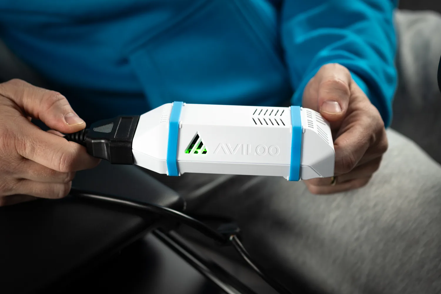 Priklop diagnostične naprave AVILOO Box
